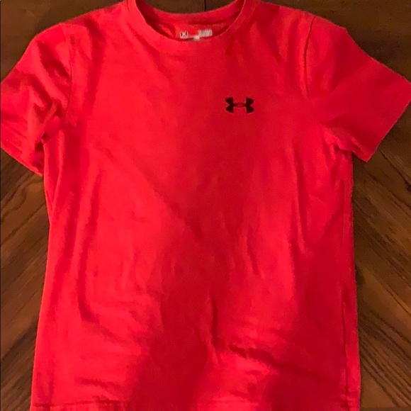 boys under armor t-shirt - Picture 3 of 3